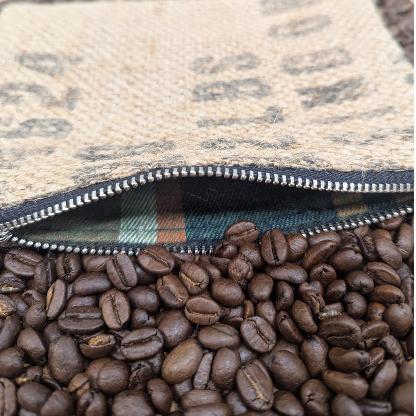Udržitelná střední kosmetická taška Coffee Lovers - černá