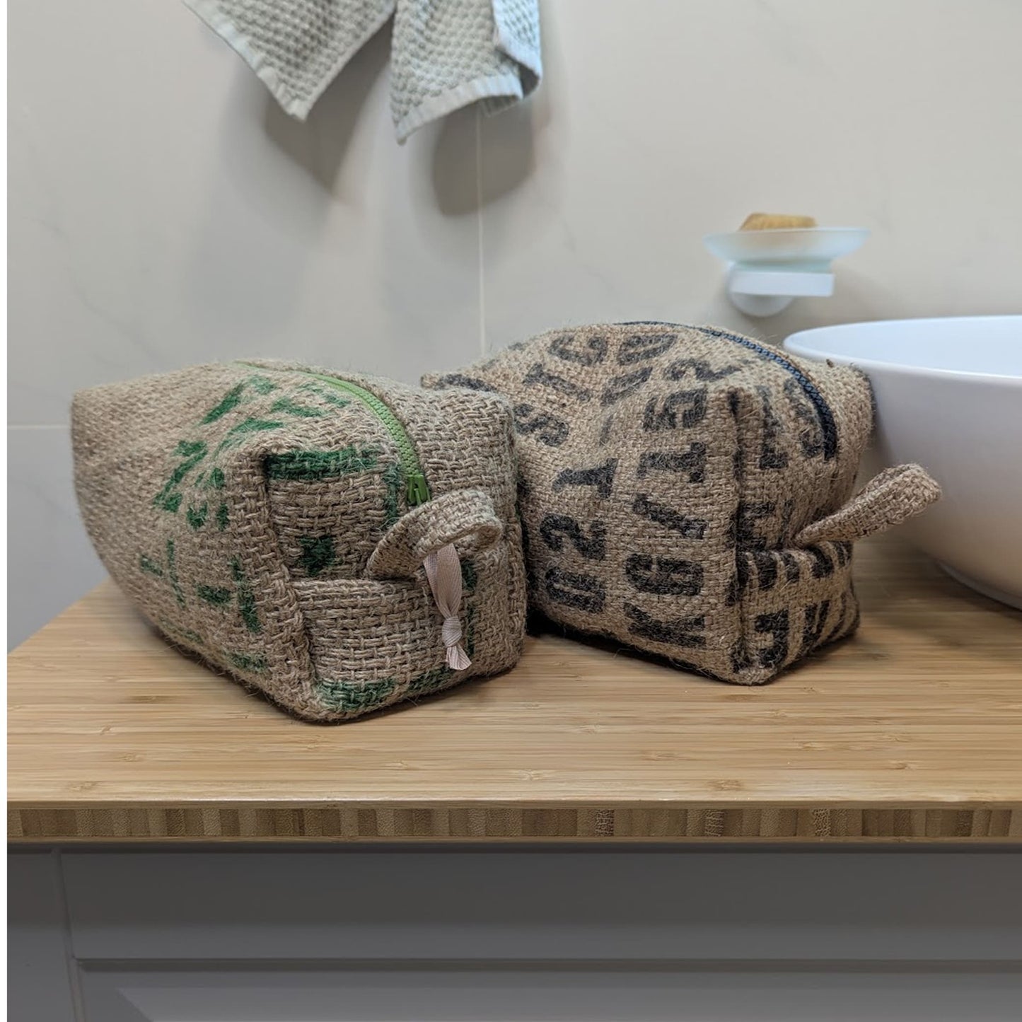 Udržitelná velká kosmetická taška Coffee Lovers - černá